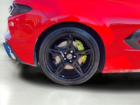 Used 2021 Chevrolet Corvette Stingray Preferred Conv w/ Battery Protection Package image 9