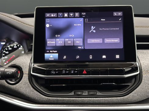 New 2026 Jeep Compass Latitude AWD/4WD image 13