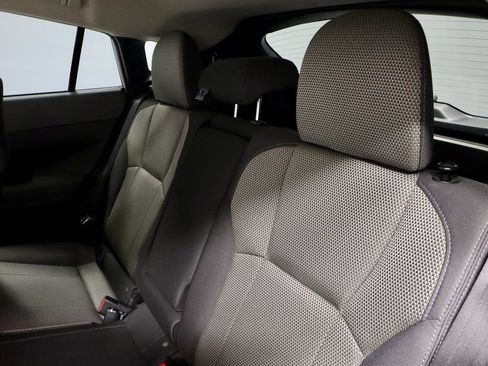 Used 2024 Subaru Crosstrek 2.0i Premium image 22