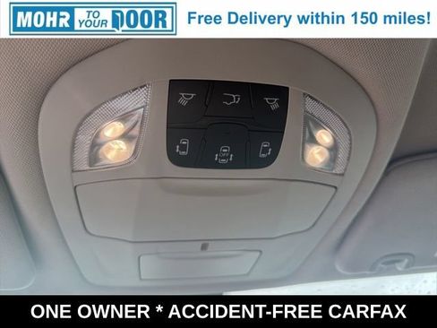 Used 2022 Chrysler Voyager LX FWD image 27