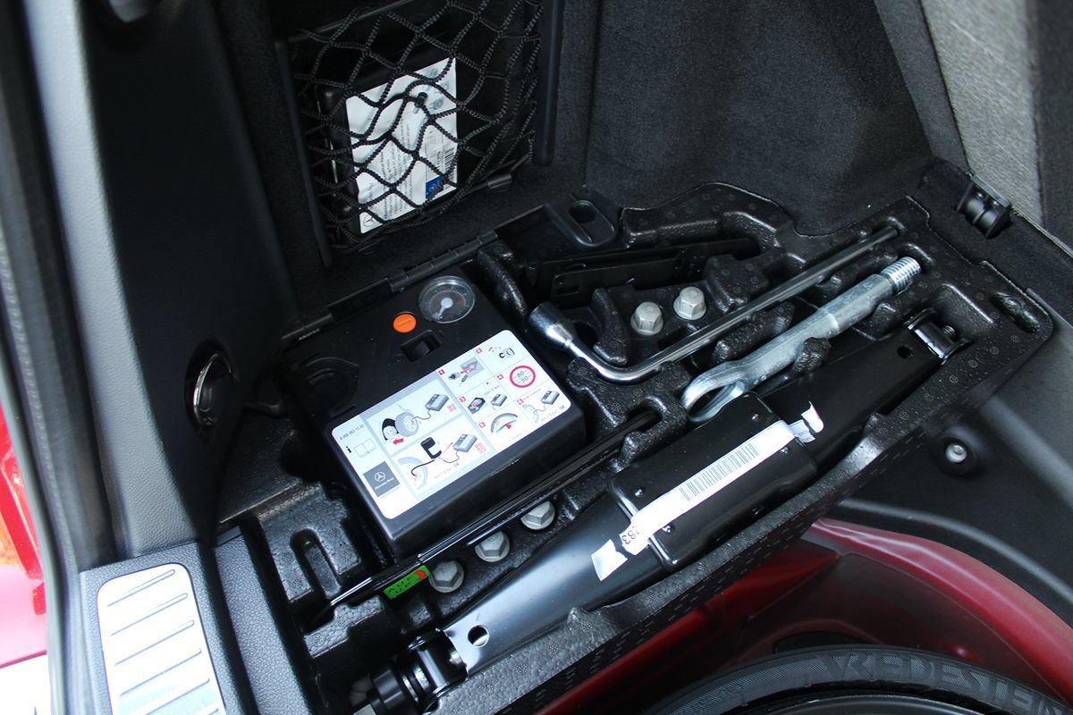 Used 2015 Mercedes-Benz GLK 350 2WD image 37