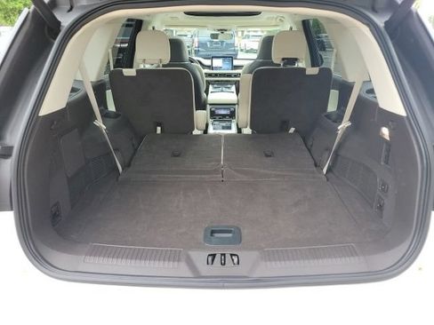 Certified 2023 Lincoln Aviator Black Label w/ Dynamic Handling Package AWD/4WD image 27