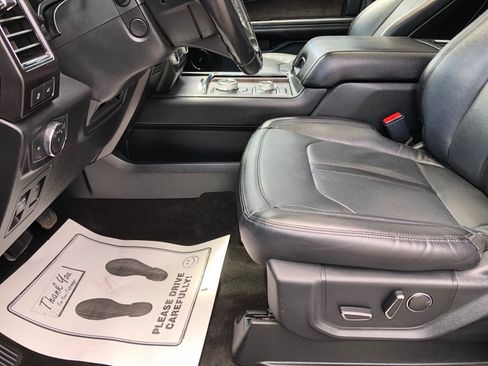Used 2020 Ford Expedition Max Limited w/ Equipment Group 301A AWD/4WD image 18
