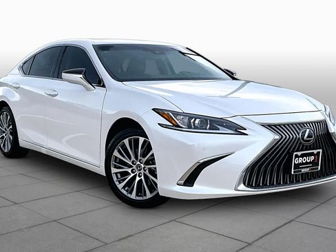 Used 2020 Lexus ES 350 w/ Premium Package FWD image 3