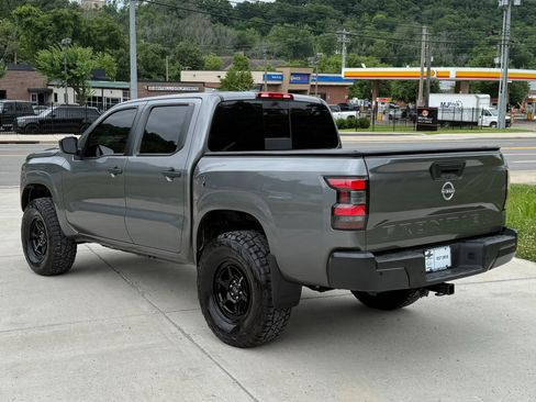 Used 2025 Nissan Frontier S w/ S Utility Package AWD/4WD image 6