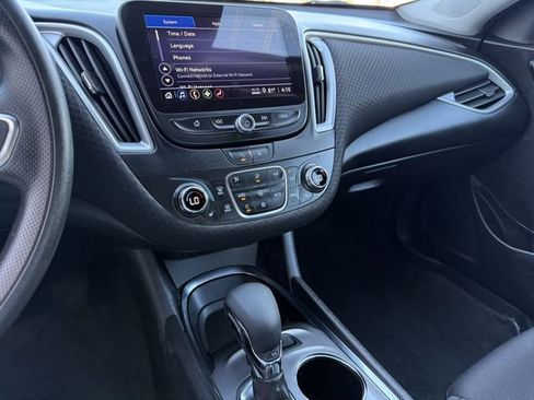 Used 2023 Chevrolet Malibu LT image 13
