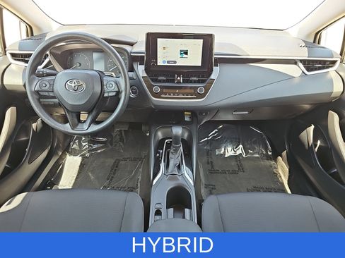 Used 2025 Toyota Corolla LE w/ LE Premium Package FWD image 9