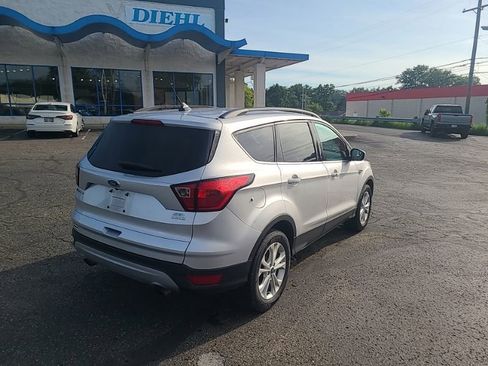 Used 2019 Ford Escape SEL FWD image 5