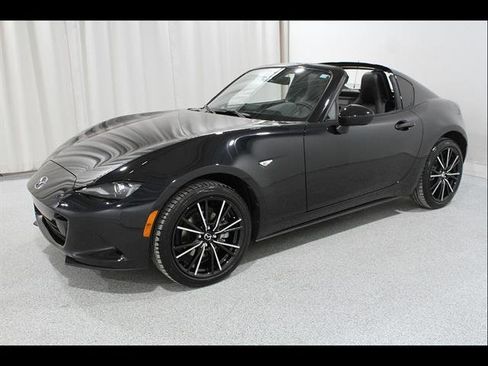 Certified 2025 MAZDA MX-5 Miata RF Grand Touring RWD image 4