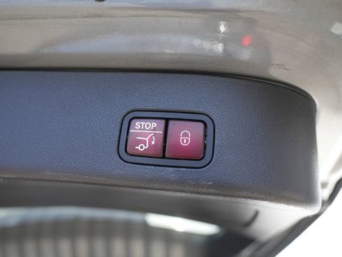 Used 2019 Mercedes-Benz GLS 450 4MATIC image 16