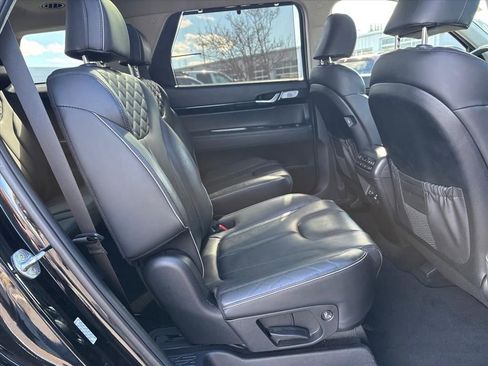 Used 2022 Hyundai Palisade Limited w/ Cargo Package image 15