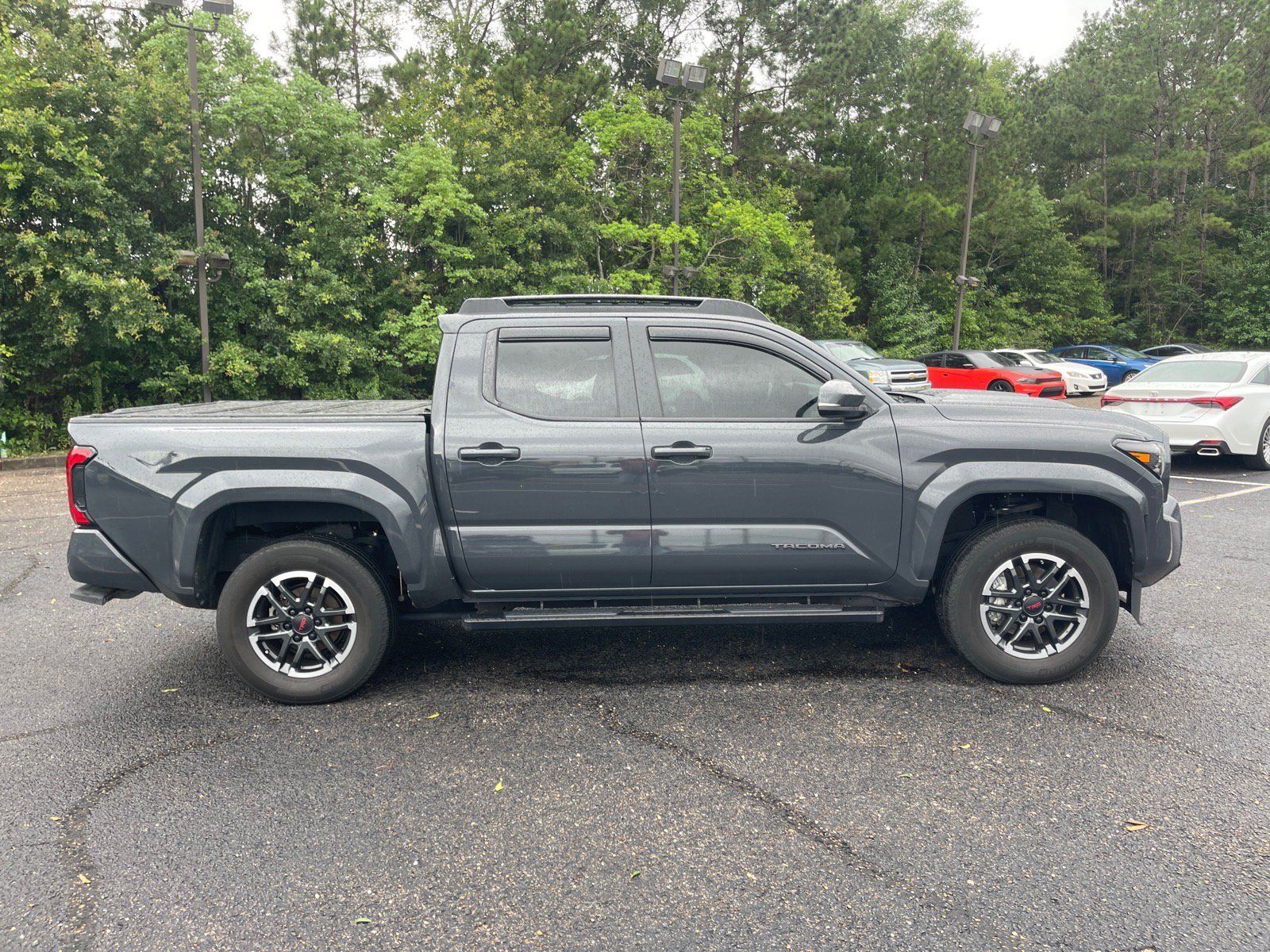 Used 2024 Toyota Tacoma TRD Sport w/ TRD Sport Upgrade Package AWD/4WD image 21