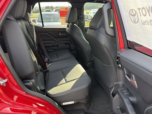 New 2026 Toyota 4Runner Limited AWD/4WD image 12