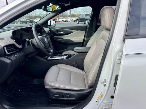 Used 2024 Buick Envista Avenir image 15