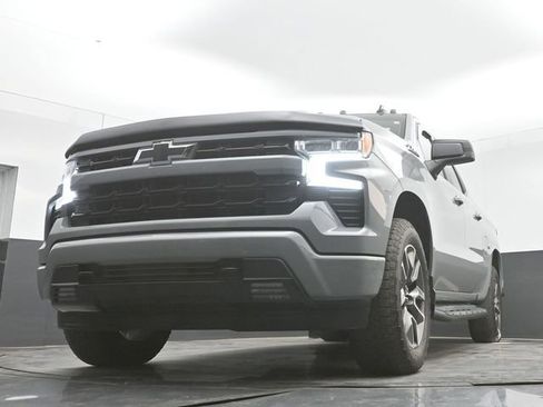 Used 2024 Chevrolet Silverado 1500 RST AWD/4WD image 29