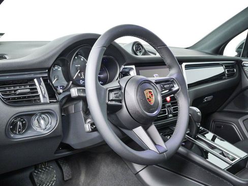 New 2026 Porsche Macan Turbo AWD/4WD image 4