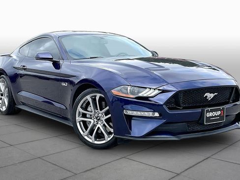 Used 2019 Ford Mustang GT Premium RWD image 3