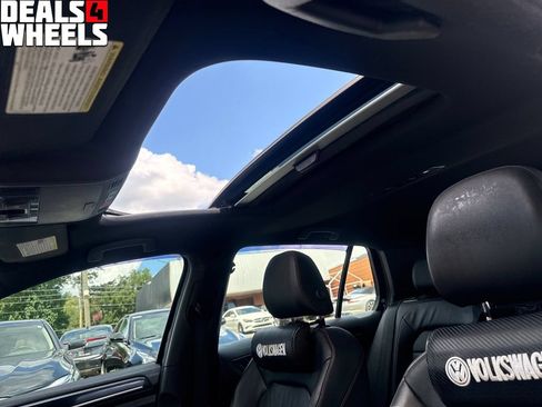 Used 2015 Volkswagen GTI 4-Door FWD image 21
