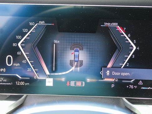 Certified 2025 BMW 740i w/ Premium Package RWD image 23