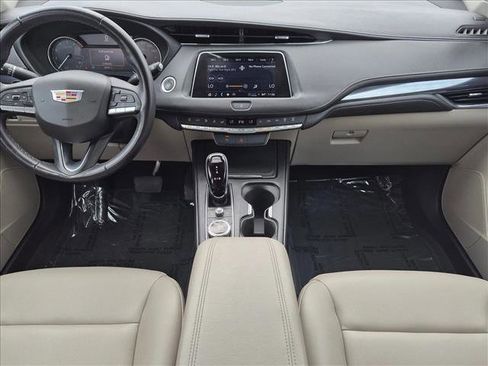 Used 2023 Cadillac XT4 Luxury FWD image 17