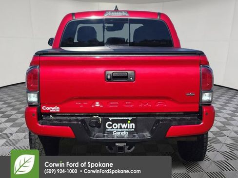 Used 2023 Toyota Tacoma TRD Off-Road w/ Technology Package image 16