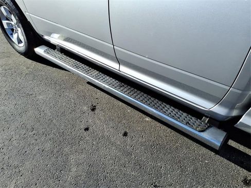 Used 2016 RAM 1500 Express image 15