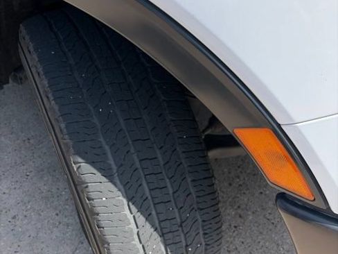 Used 2019 Ford Ranger XL w/ Equipment Group 101A Mid RWD image 6