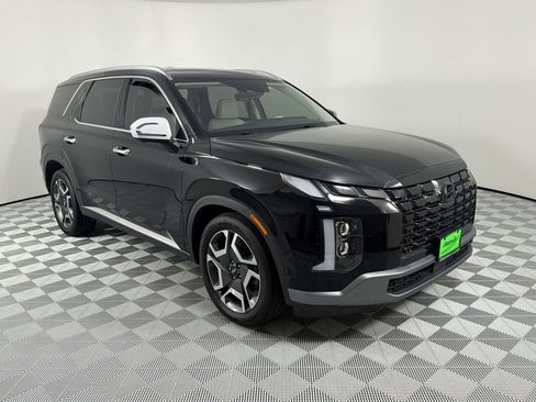 Used 2023 Hyundai Palisade Limited FWD image 7