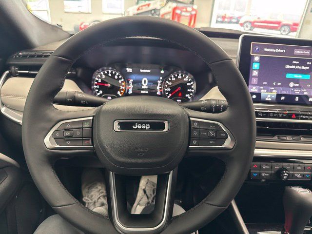Used 2024 Jeep Compass Limited AWD/4WD image 32