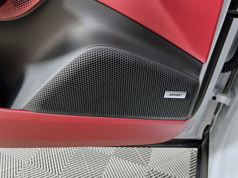 New 2026 Porsche Macan 4 Electric image 21