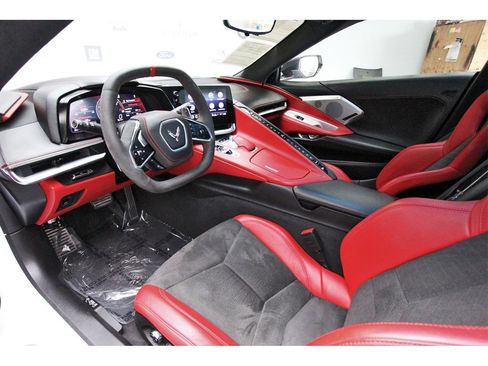 Used 2021 Chevrolet Corvette Stingray Premium Cpe w/ Z51 Performance Package image 6