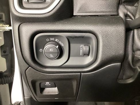 Used 2021 RAM 1500 Big Horn image 16
