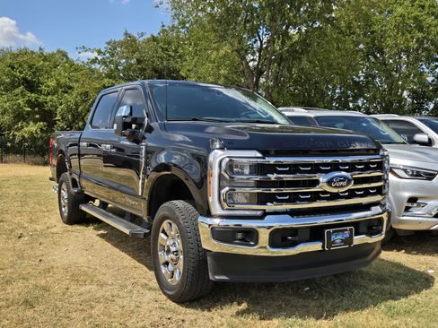 Used 2025 Ford F250 Lariat w/ Chrome Package AWD/4WD image 1