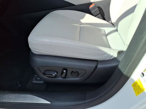 Used 2023 Lexus RX 350 Premium w/ Cold Area Package AWD/4WD image 17