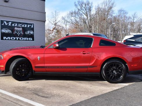 Used 2012 Ford Mustang Premium image 3