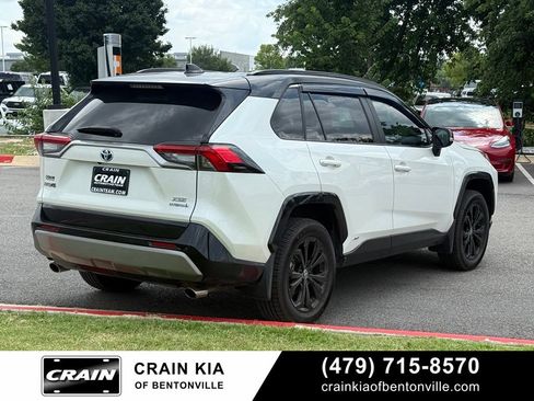 Used 2022 Toyota RAV4 XSE AWD/4WD image 7