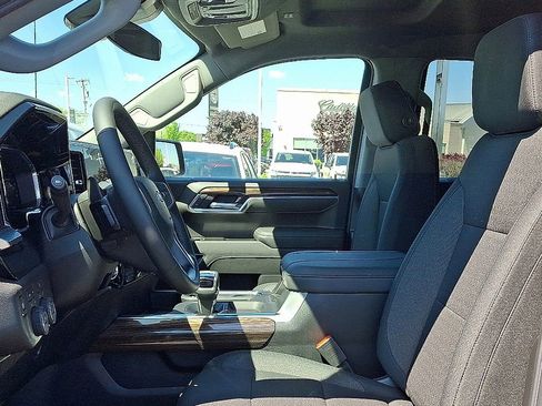 New 2026 Chevrolet Silverado 1500 RST w/ Z71 Off-Road Package AWD/4WD image 8