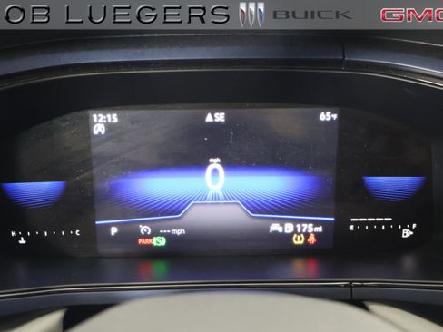 Used 2022 Volkswagen Taos SE FWD image 23