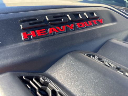 Used 2026 RAM 2500 Laramie w/ Night Edition image 39