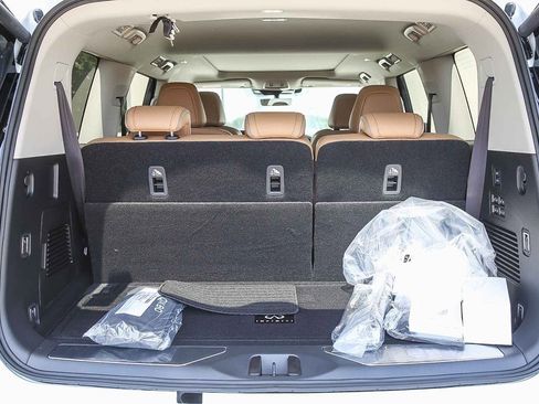 New 2026 INFINITI QX80 Luxe w/ Cargo Package image 29