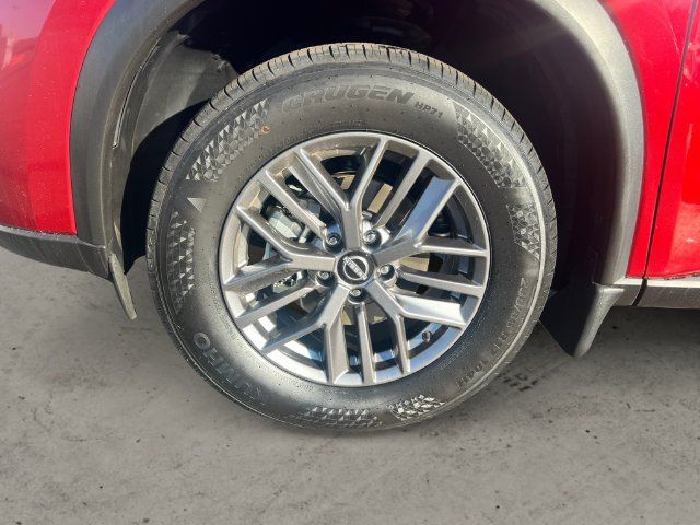 Certified 2025 Nissan Rogue S AWD/4WD image 9