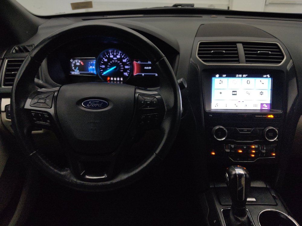 Used 2019 Ford Explorer XLT w/ Equipment Group 202A FWD image 22