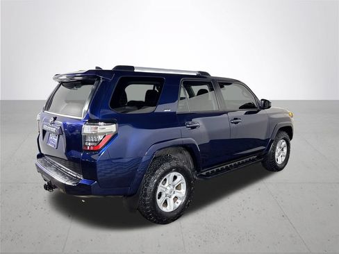 Used 2021 Toyota 4Runner SR5 AWD/4WD image 6