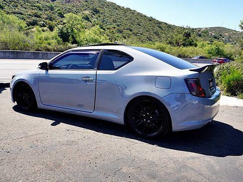 Used 2013 Scion tC image 8