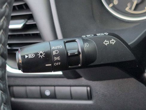 Used 2021 Nissan Rogue SL w/ Premium Package FWD image 26