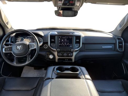 Used 2022 RAM 1500 Laramie AWD/4WD image 11
