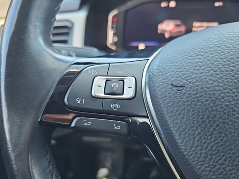 Used 2020 Volkswagen Atlas SEL FWD image 19