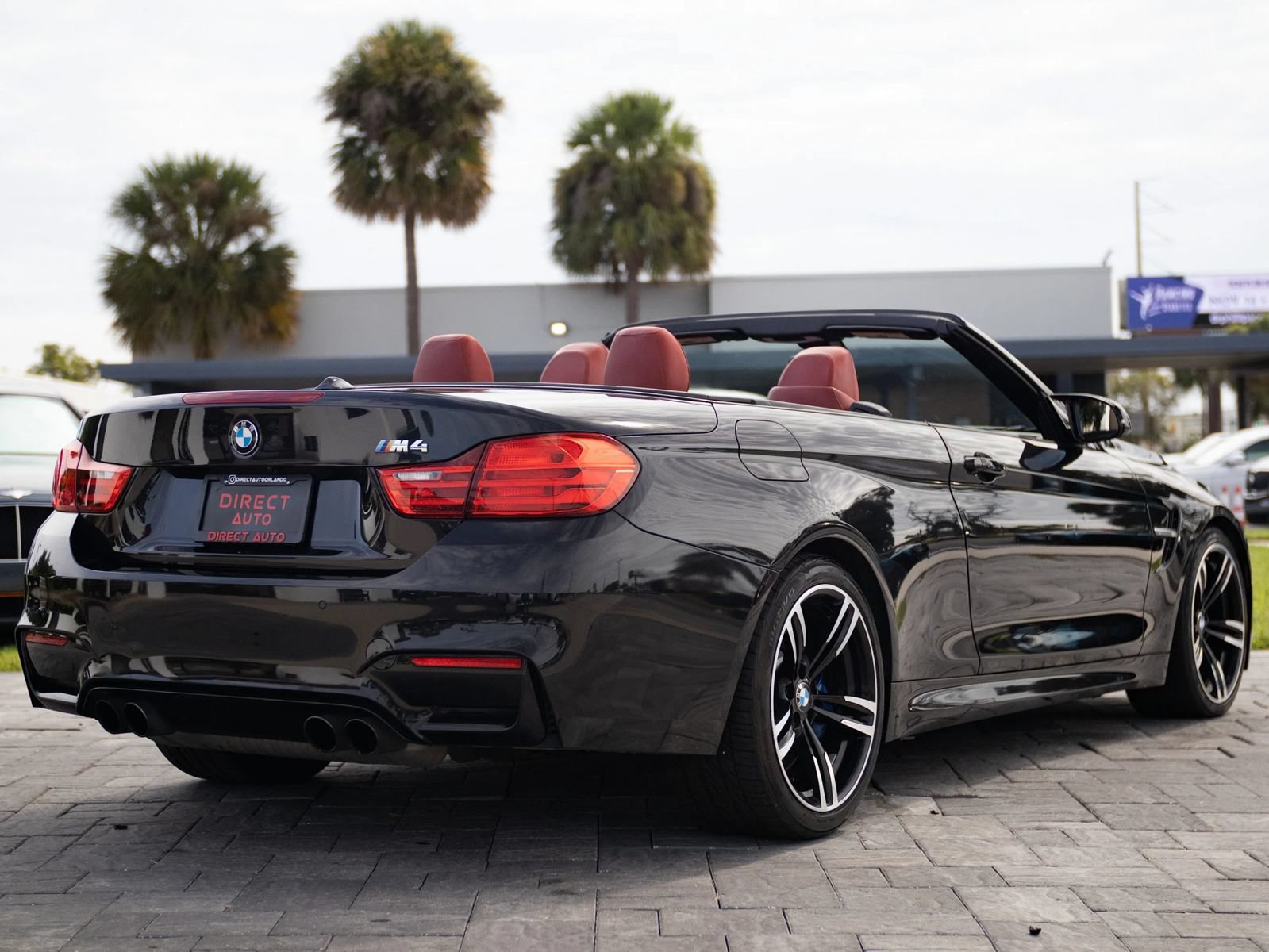 Used 2016 BMW M4 Convertible RWD image 16