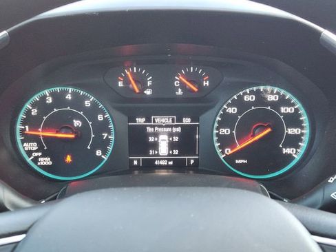 Used 2022 Chevrolet Equinox LS w/ LPO, Floor Liner Package FWD image 7