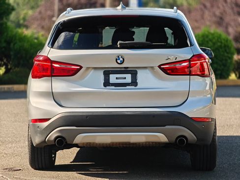 Used 2017 BMW X1 xDrive28i AWD/4WD image 9